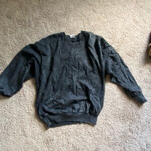 Women’s black sweatshirt